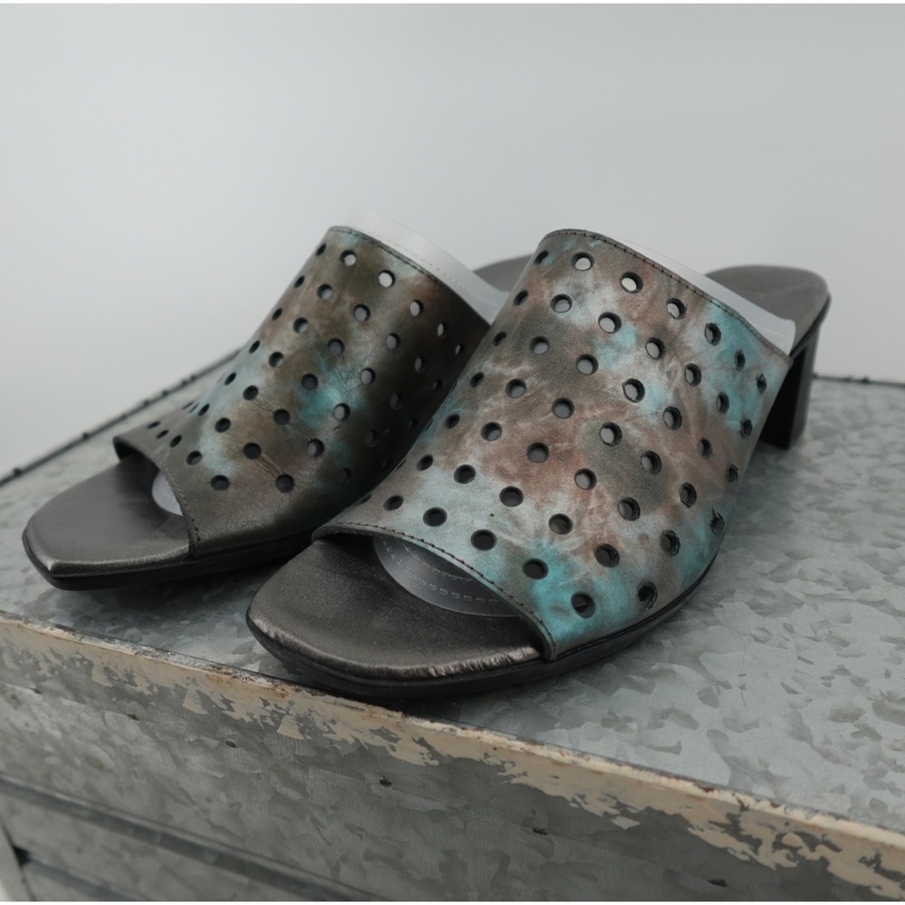 Munro American Metallic Tie Dye Perforated Leather Slide Sandals Pewter Teal 9M